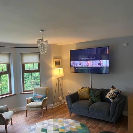 הוילה ניוקאסל Cheerful 4-Bed Townhouse In Centre Of Newcastle מראה חיצוני תמונה