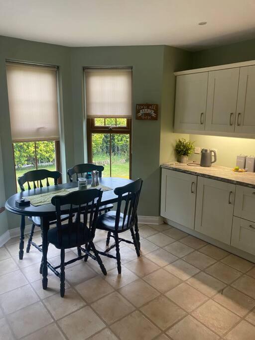 הוילה ניוקאסל Cheerful 4-Bed Townhouse In Centre Of Newcastle מראה חיצוני תמונה