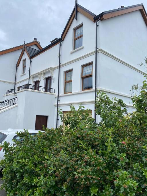 הוילה ניוקאסל Cheerful 4-Bed Townhouse In Centre Of Newcastle מראה חיצוני תמונה